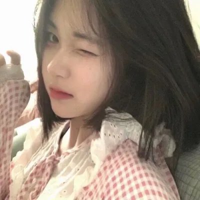 冰属性男子与酷酷女同事